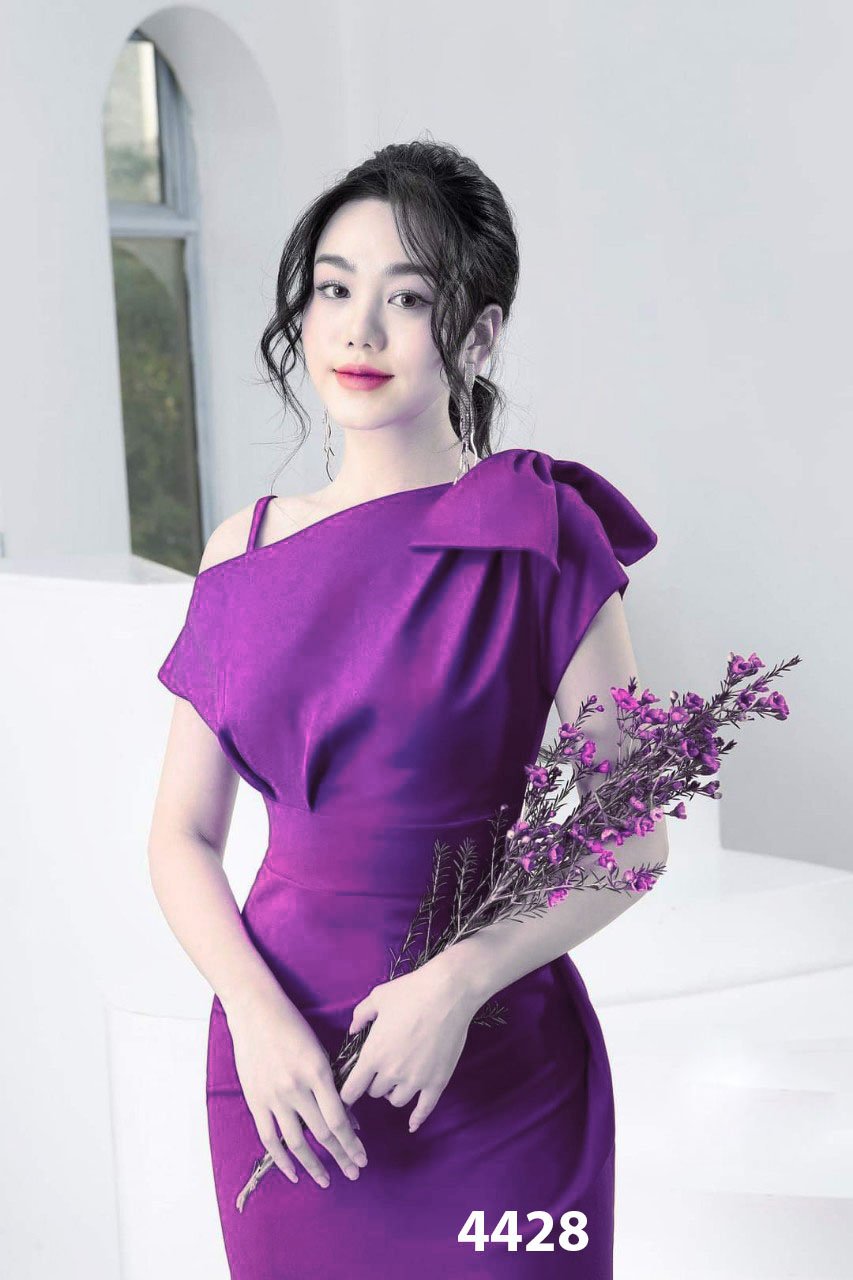 Đầm body đính nơ vai - Image 5