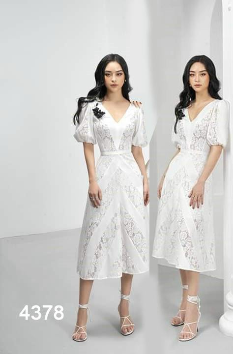 Đầm xòe ren cổ chữ V dự tiệc