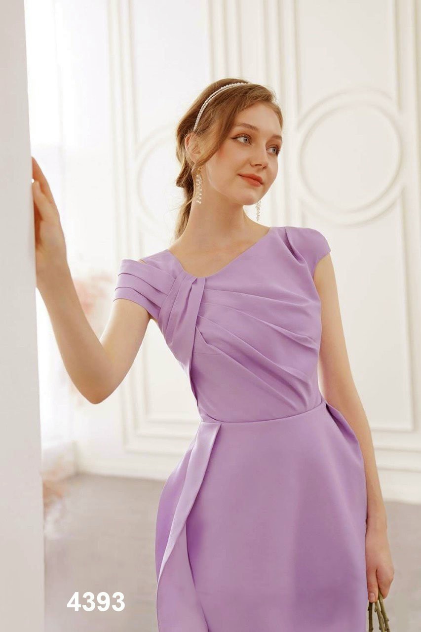 Đầm xếp ly dự tiệc