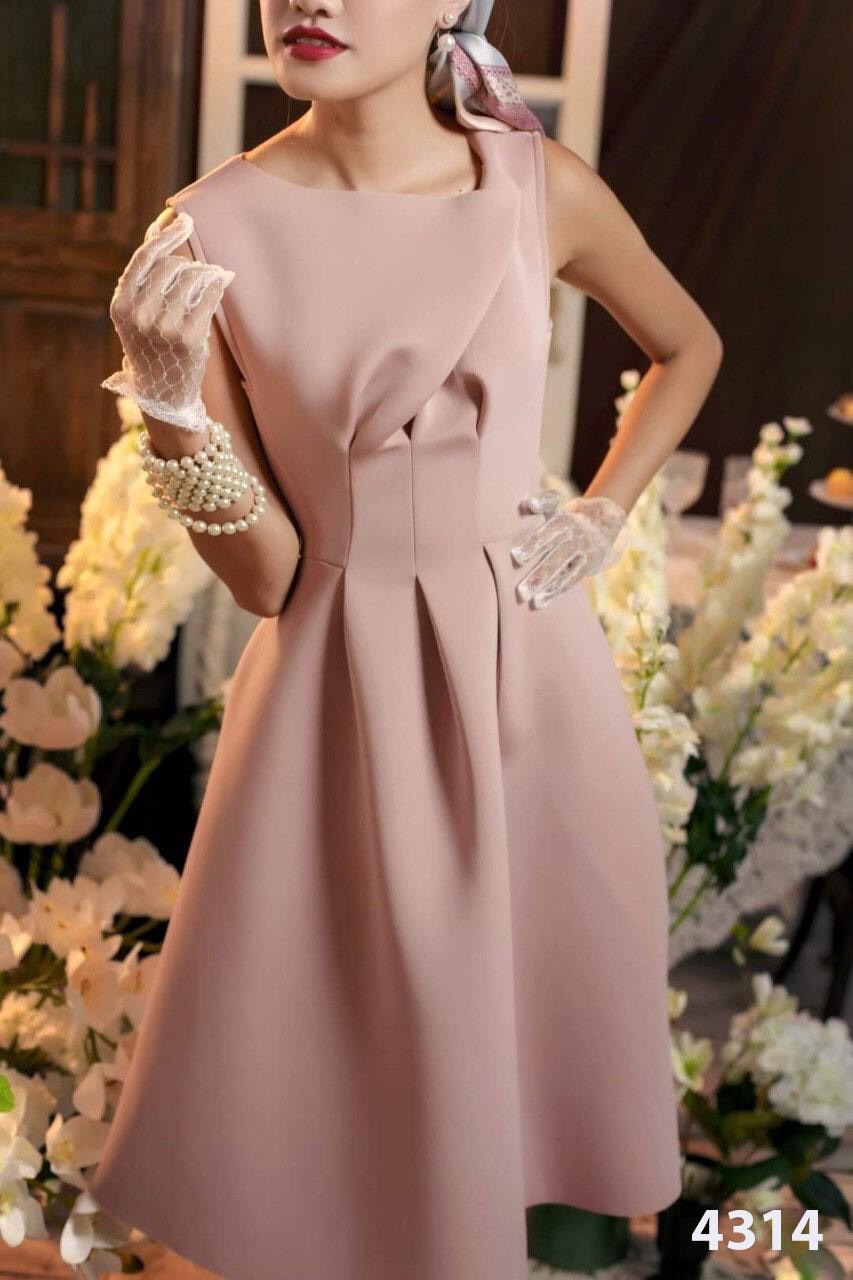 Đầm xòe xếp ly dự tiệc