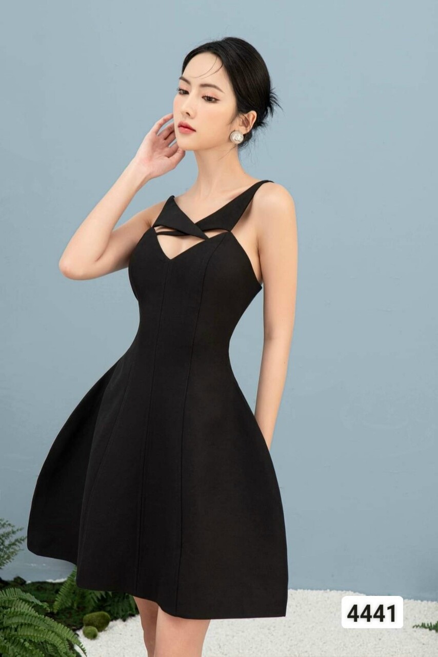 Đầm xòe hai dây dự tiệc