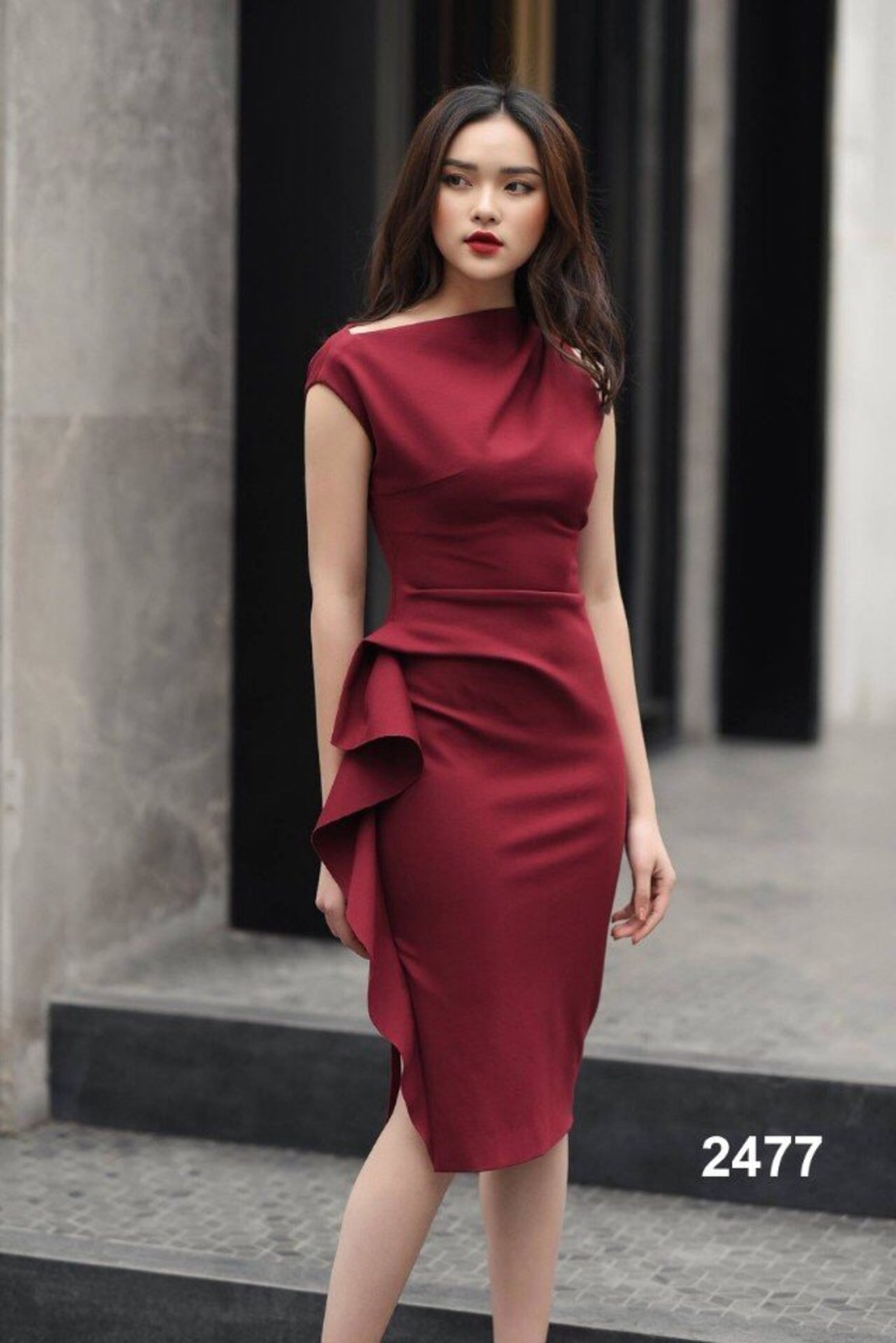 Đầm body lệch vai dạo phố